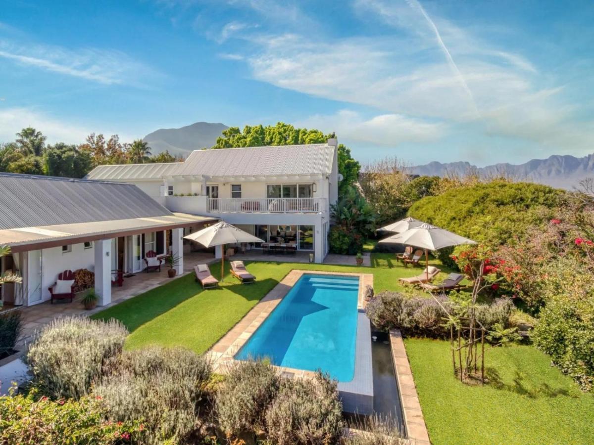 Explorer Guesthouse Somerset West Bagian luar foto