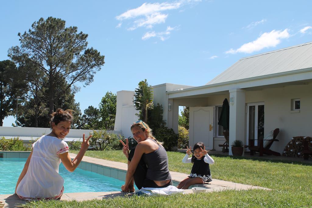 Explorer Guesthouse Somerset West Ruang foto