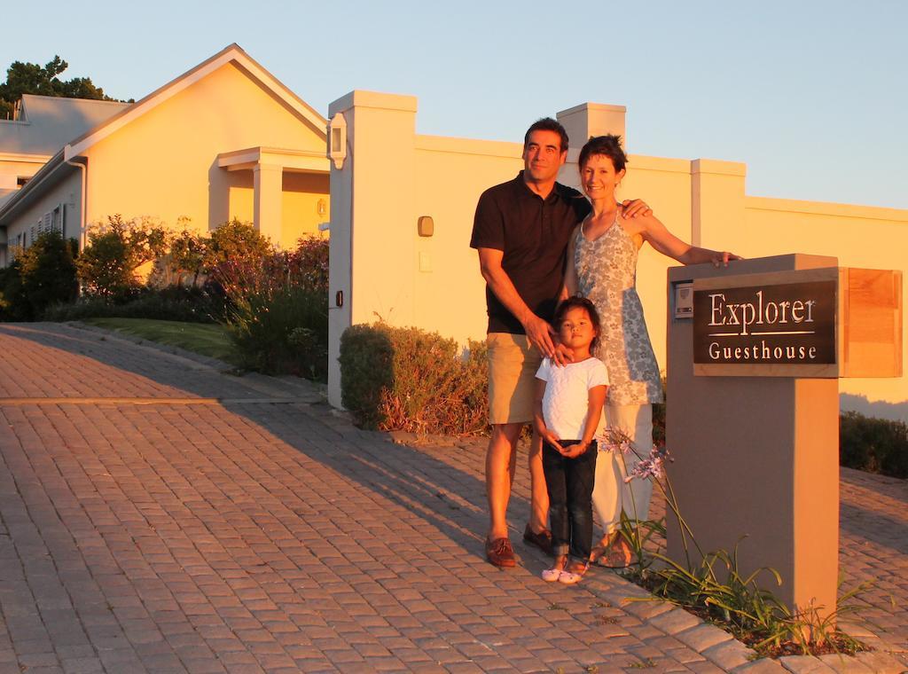 Explorer Guesthouse Somerset West Bagian luar foto
