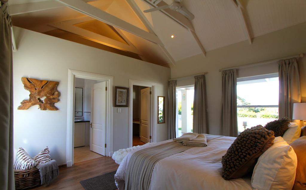 Explorer Guesthouse Somerset West Ruang foto